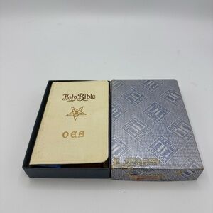Vintage 1960’s  Order Of The Eastern Star Holman KJV Masonic Bible In Box